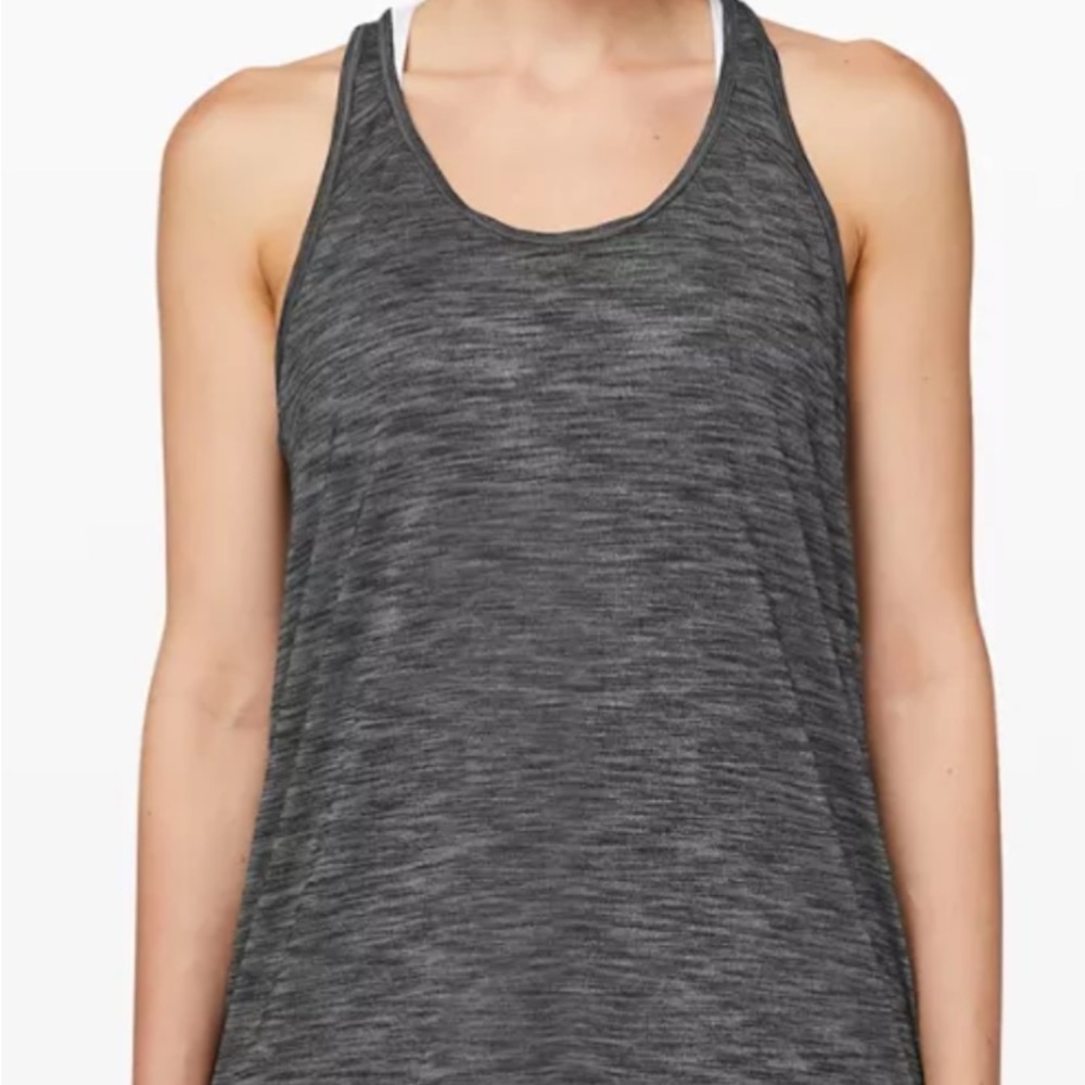 Lululemon essential tank top size 6
